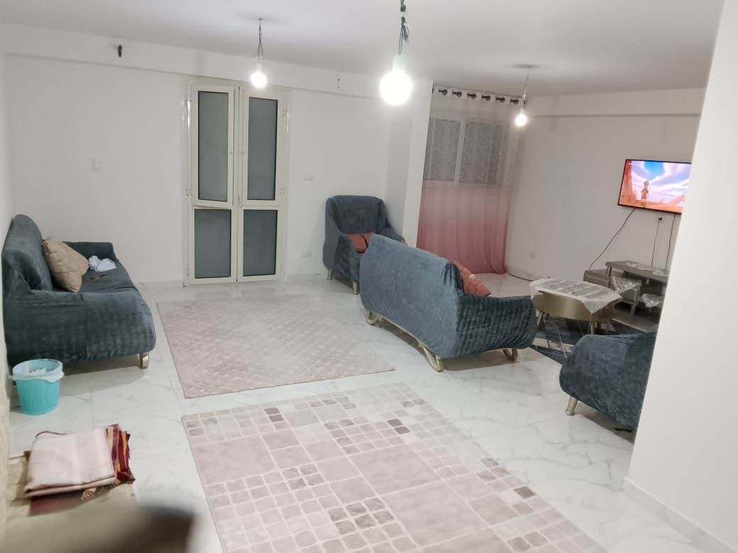 شقة بسعر لقطه في البيطاش العجمي