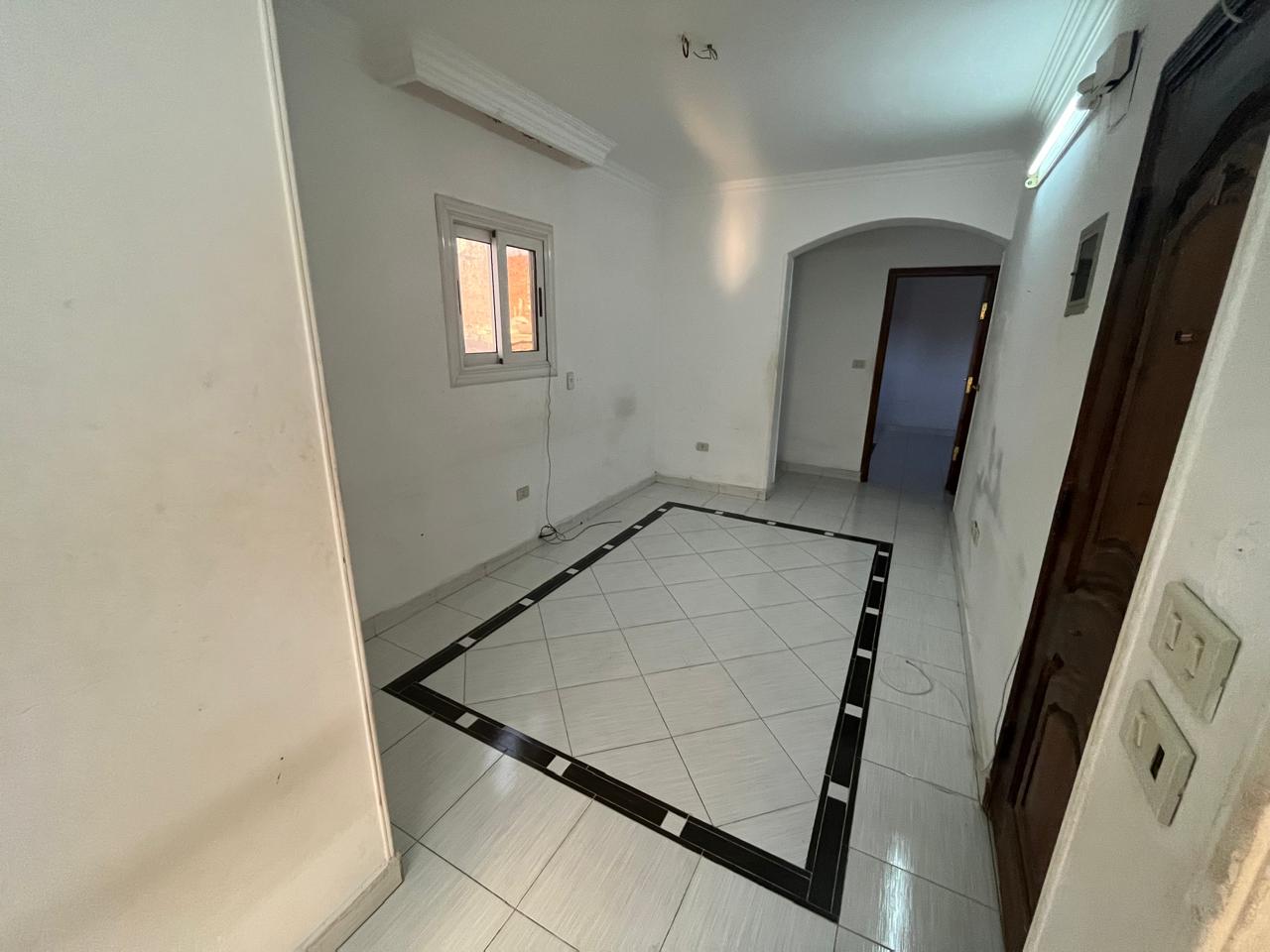 منزل للبيع فرصة استثمارية وسكنية 