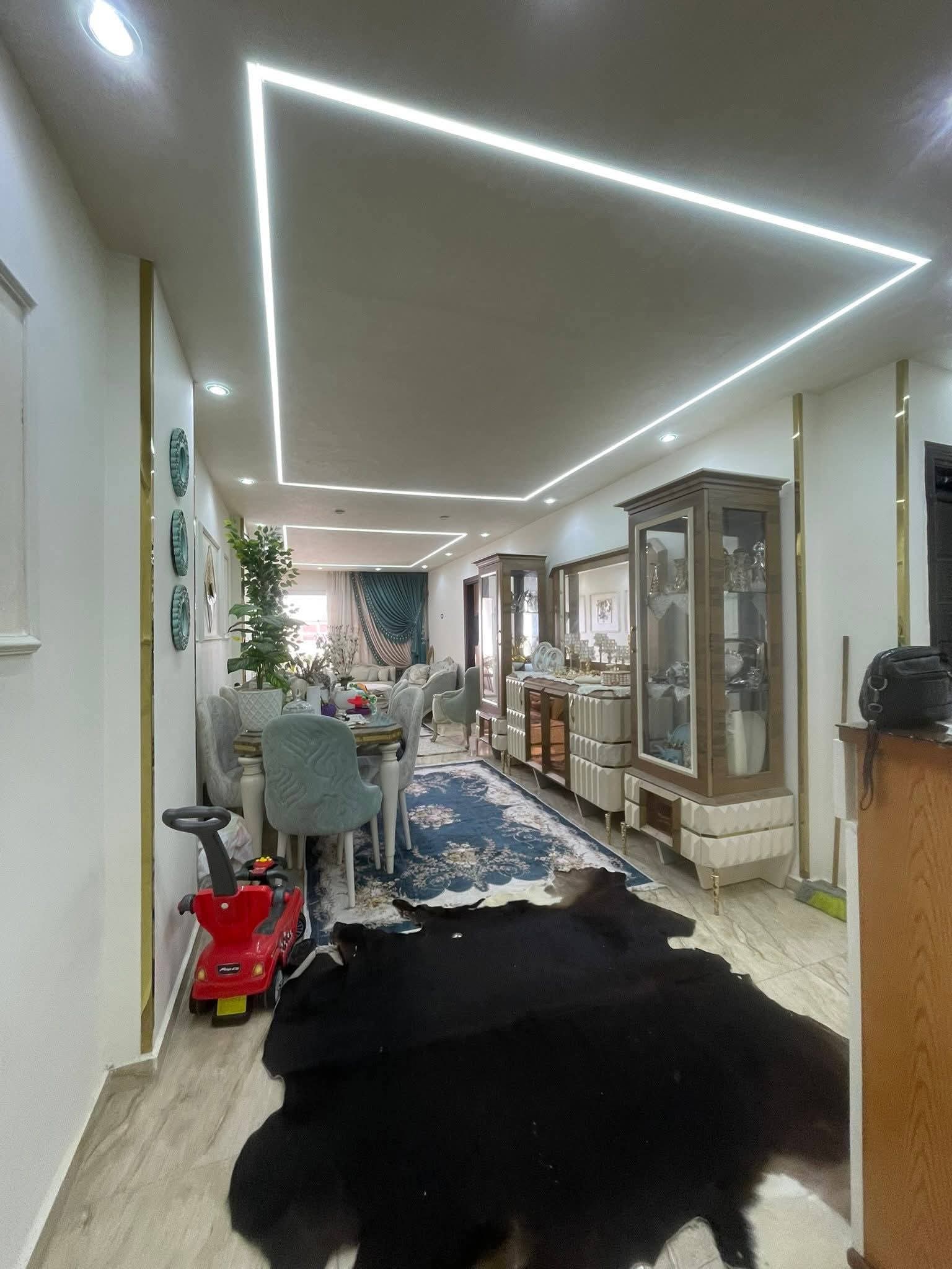📍 العنوان المقصود: الإسكندرية – العجمي – البيطاش – شارع الزهور (المعروف عند الأهالي بمنطقة أسماك البحر).