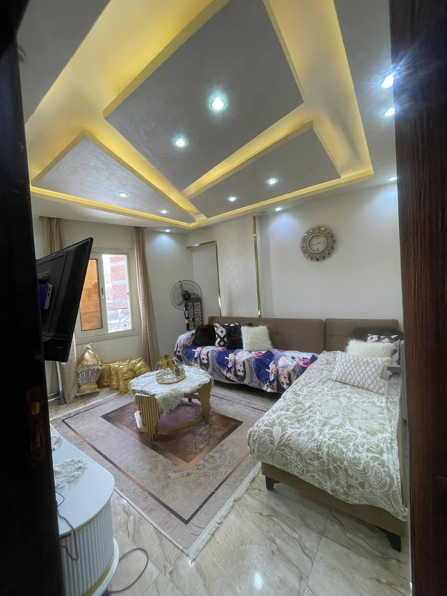 📍 العنوان المقصود: الإسكندرية – العجمي – البيطاش – شارع الزهور (المعروف عند الأهالي بمنطقة أسماك البحر).