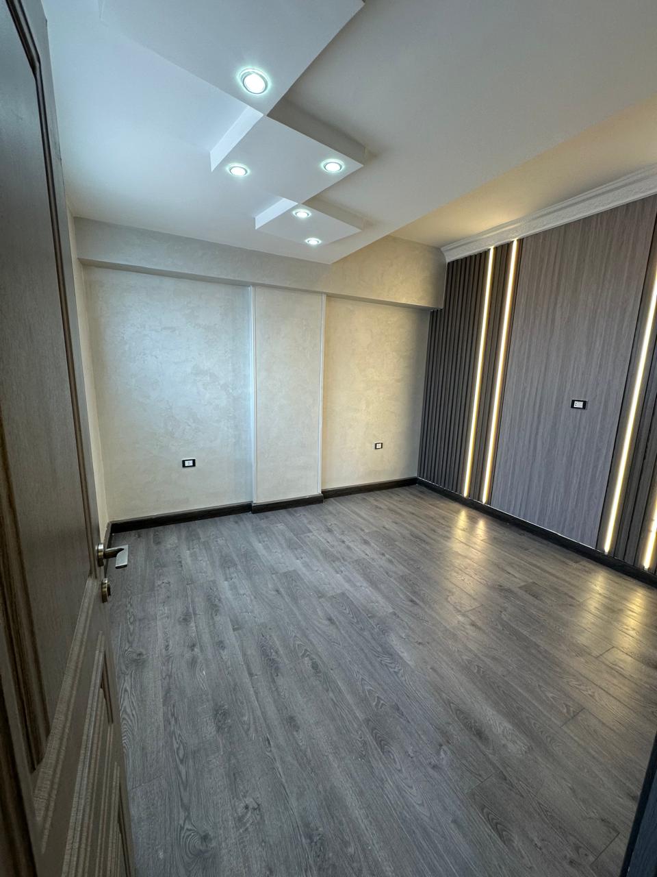 شقة ايجار سكني او اداري خلف جنينة مول