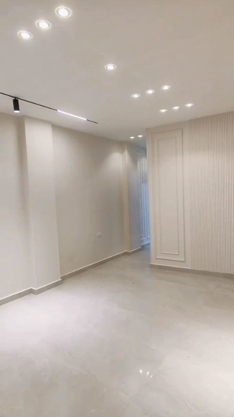 شقتين للبيع في الحي الثاني  🏡 شقتين للبيع — الحي الثاني، المجاورة الخامسة 📍 ثاني نمرة من محور الكفراوي