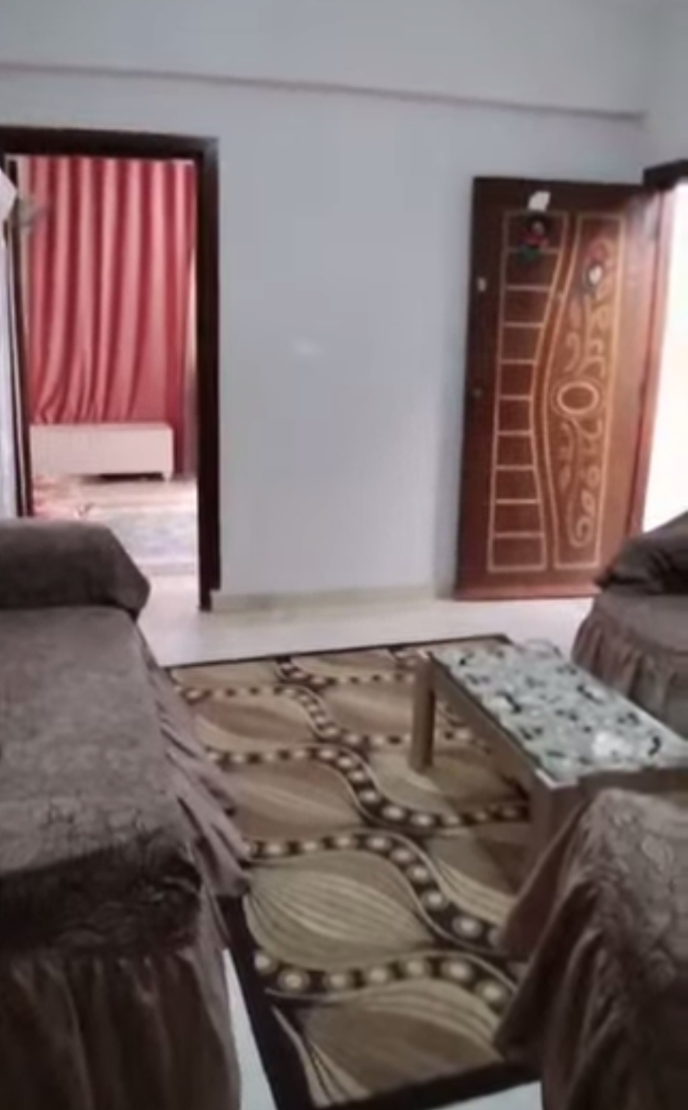 شقة فاخرة بابويوسف بالعجمي 