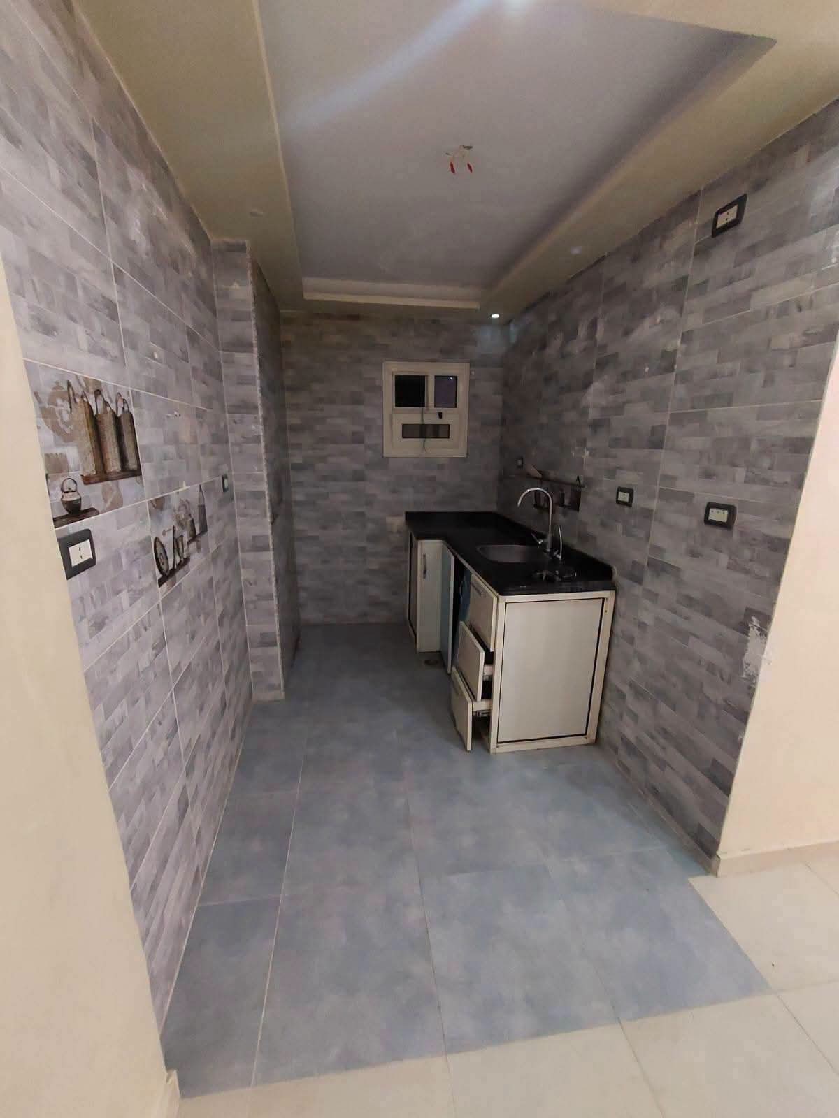 شقة مميزة بالبيطاش العجمي 