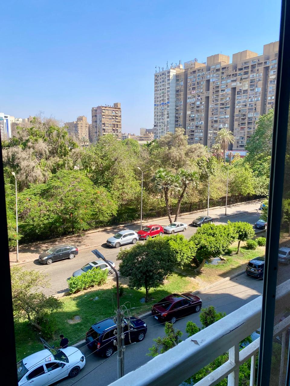 شقه بموقع راقي بمصر الجديده