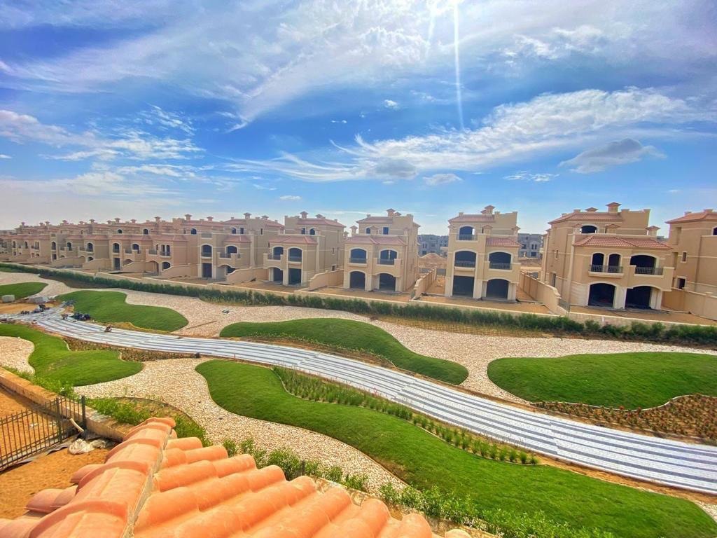 900 فدان من الفخامة… وفيلات فقط