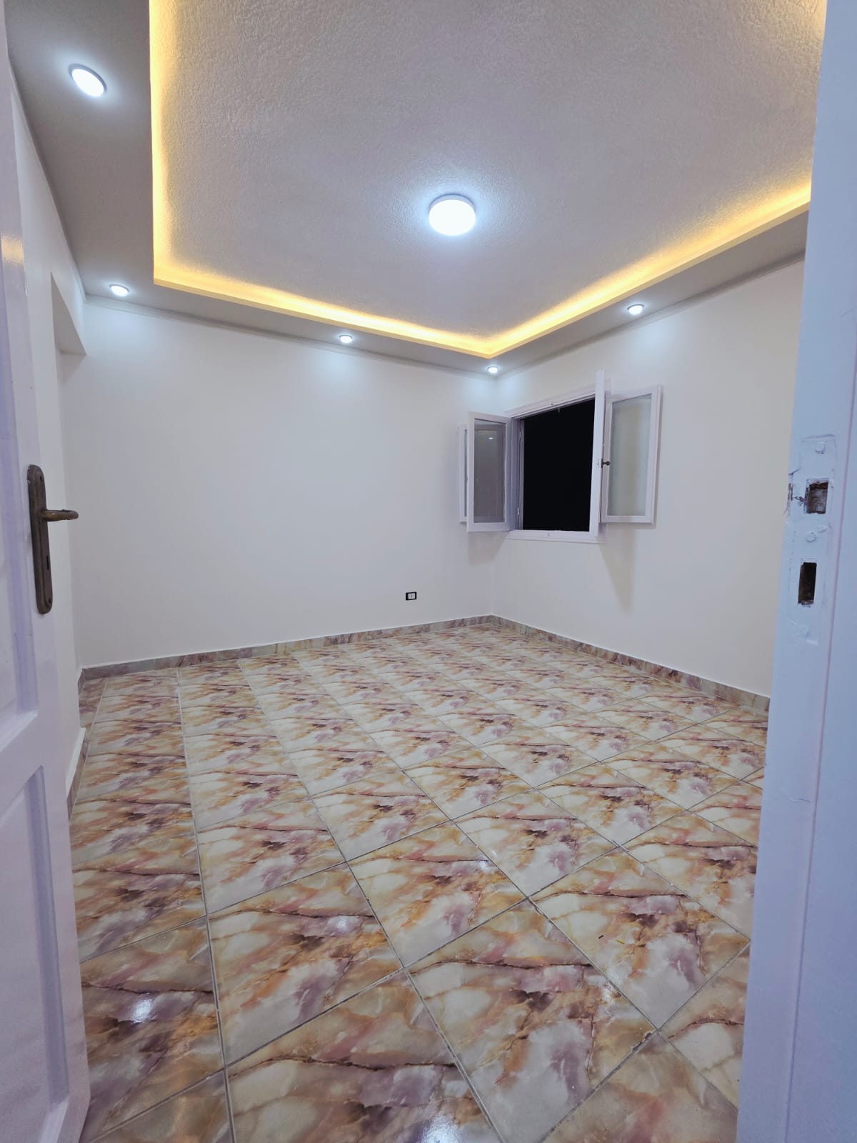 شقة لئطة للسكن للتصيف للاستثمار 