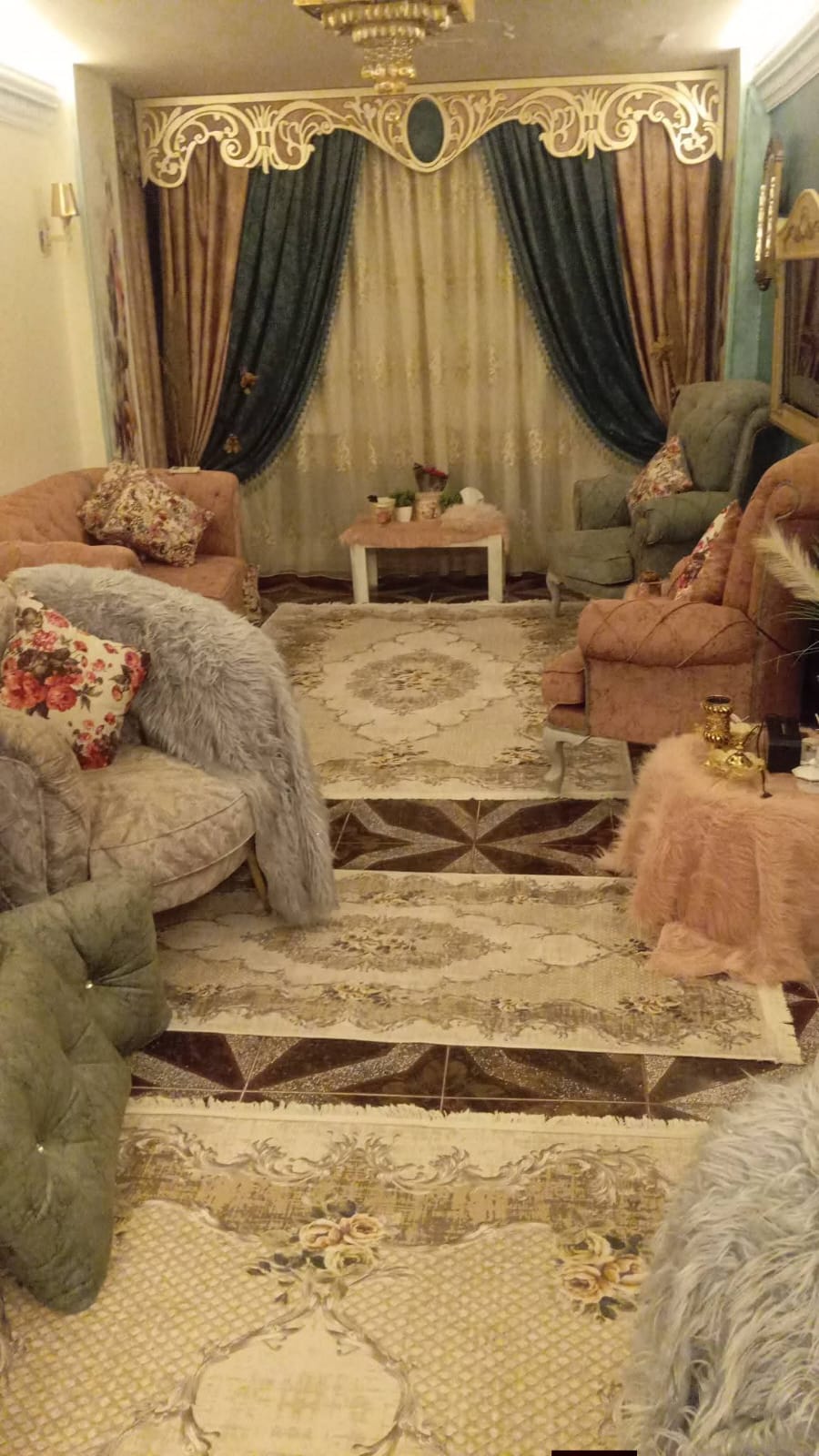 شقه فاخره اطلاله علي البحر