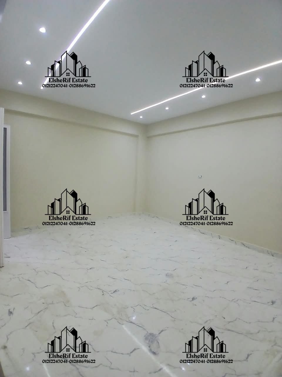 شقه مميزة بالبيطاش  ش عين شمس 