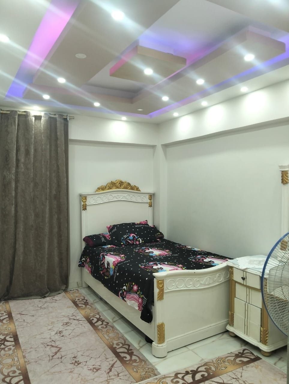 شقه فاخرة لعشاق المساحات الواسعه 