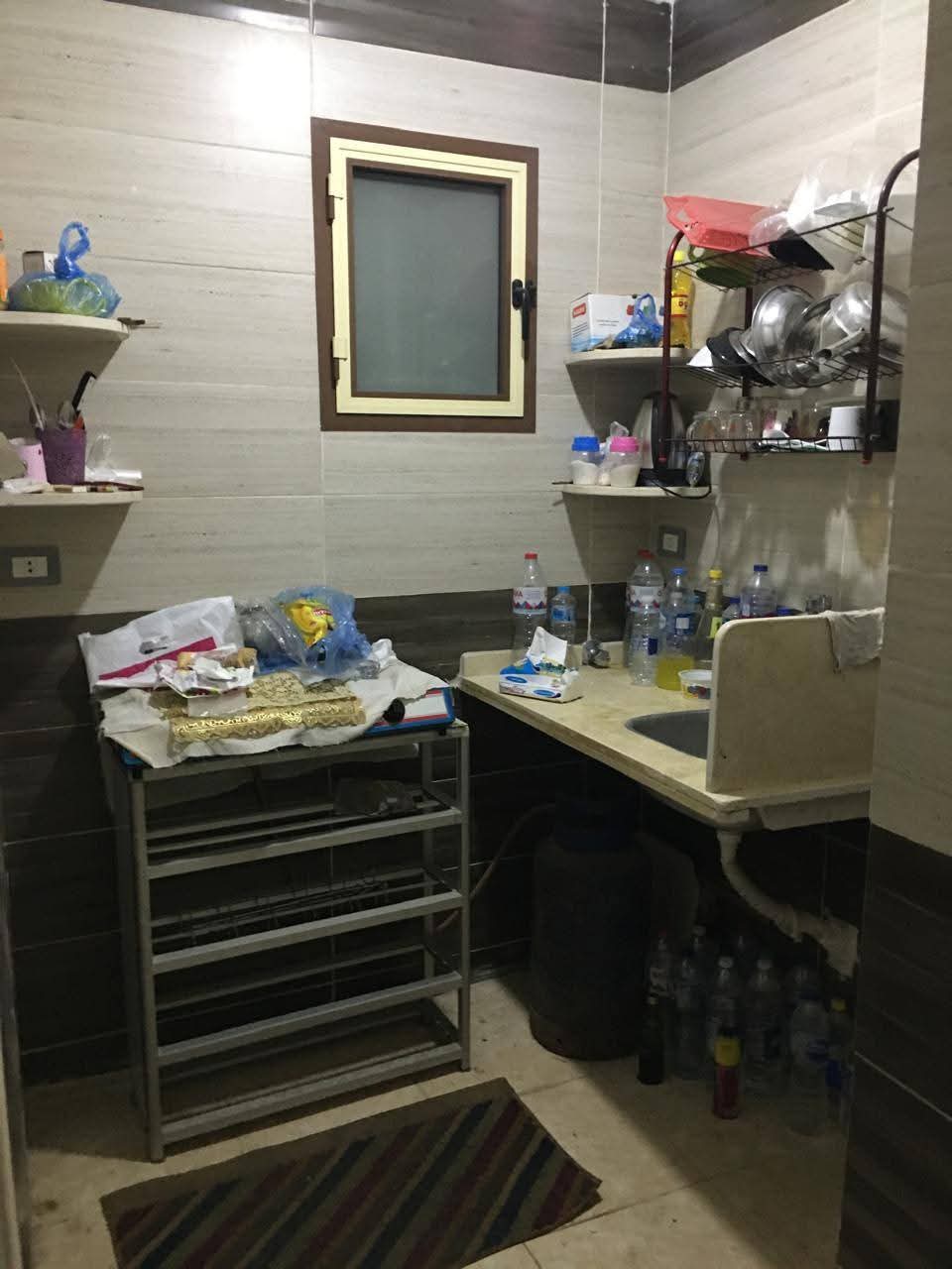 شقه للبيع في المندرة قبلي موقع متميز جدا 