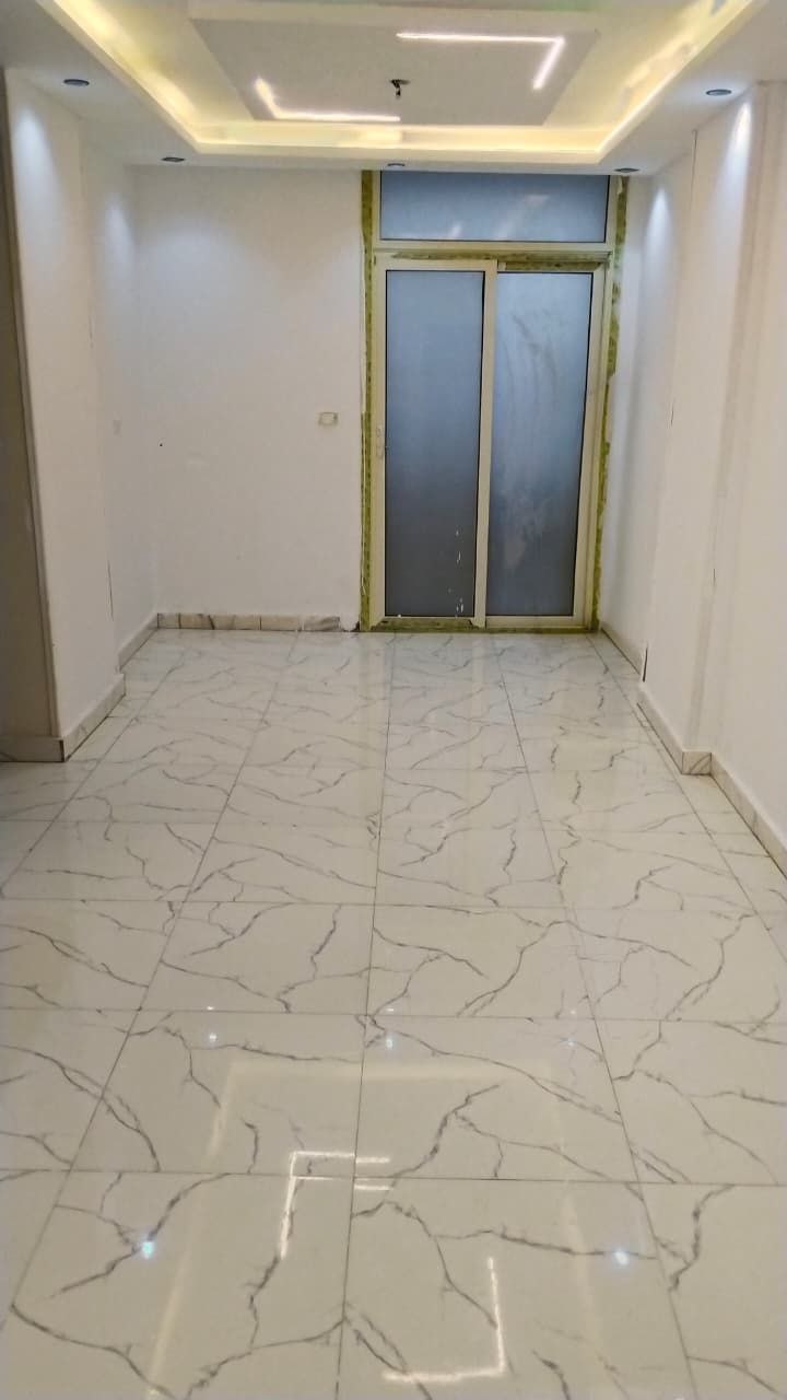 لعشاق الأدوار العليا  ش الحي 