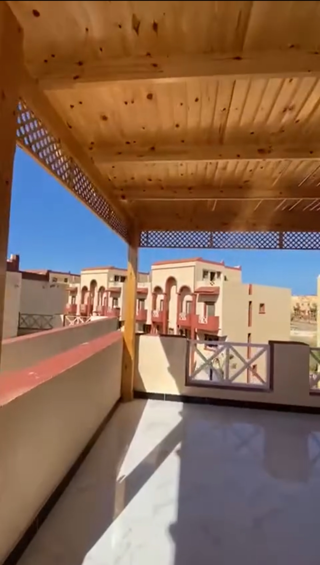 فيلا باطلاله فاخره بقريه بيرلا مارينا 