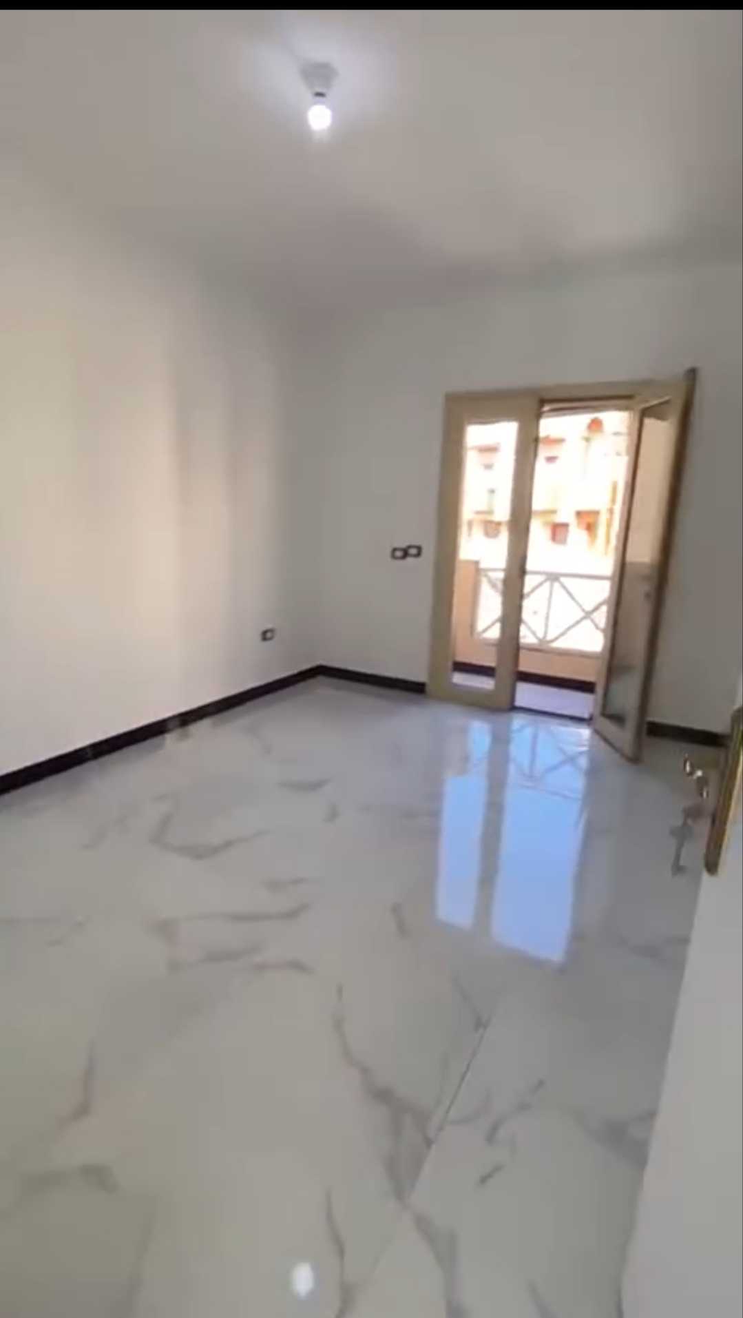 فيلا باطلاله فاخره بقريه بيرلا مارينا 