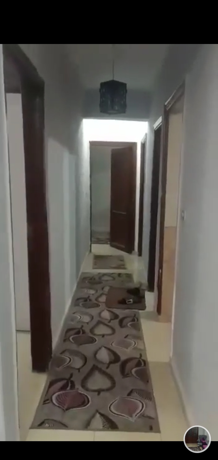 شقه بالنزهه الجديده فرصه