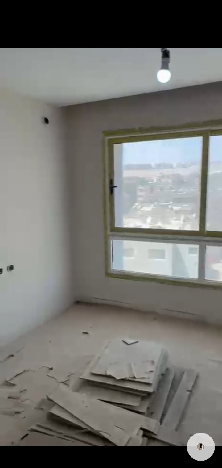 شقه بالمقطم للبيع في كمبوند نيكست بوينت