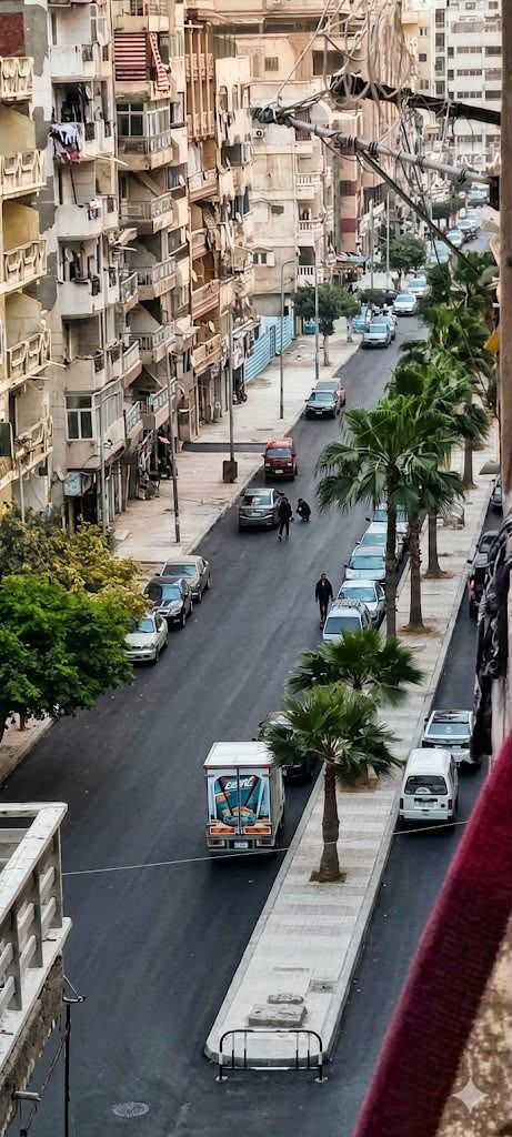 شقه مطله على البحر بالبيطاش الرئيسي