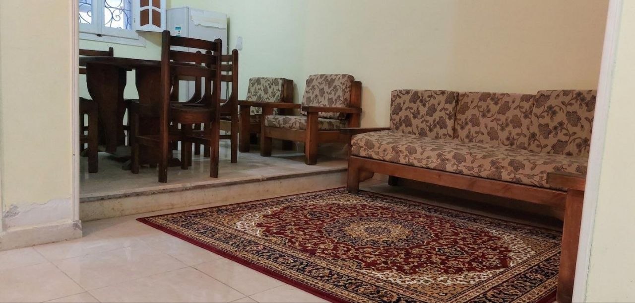 لعشاق الدور الأرضي  ش نادي القوات المسلحة 