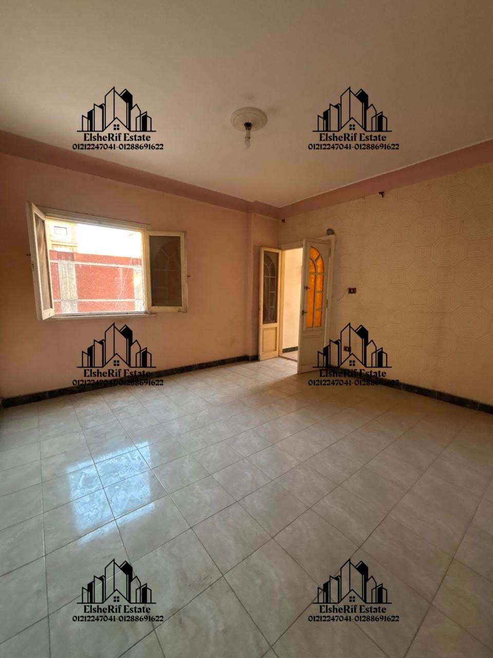 فيو مميز ومساحة كبيره. على البيطاش الرئيسي 