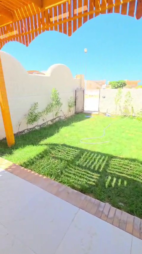 شاليه أرضي بحديقة خاصة فيو بحر - قرية الروضة الكيلو 71 - 3 غرف - تشطيب هاي لوكس - استلام فوري بالتقسيط