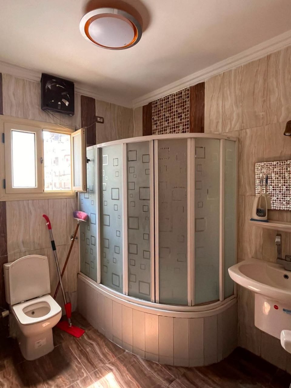 للبيع شقه مميزه في سموحه تقسيم القضاه