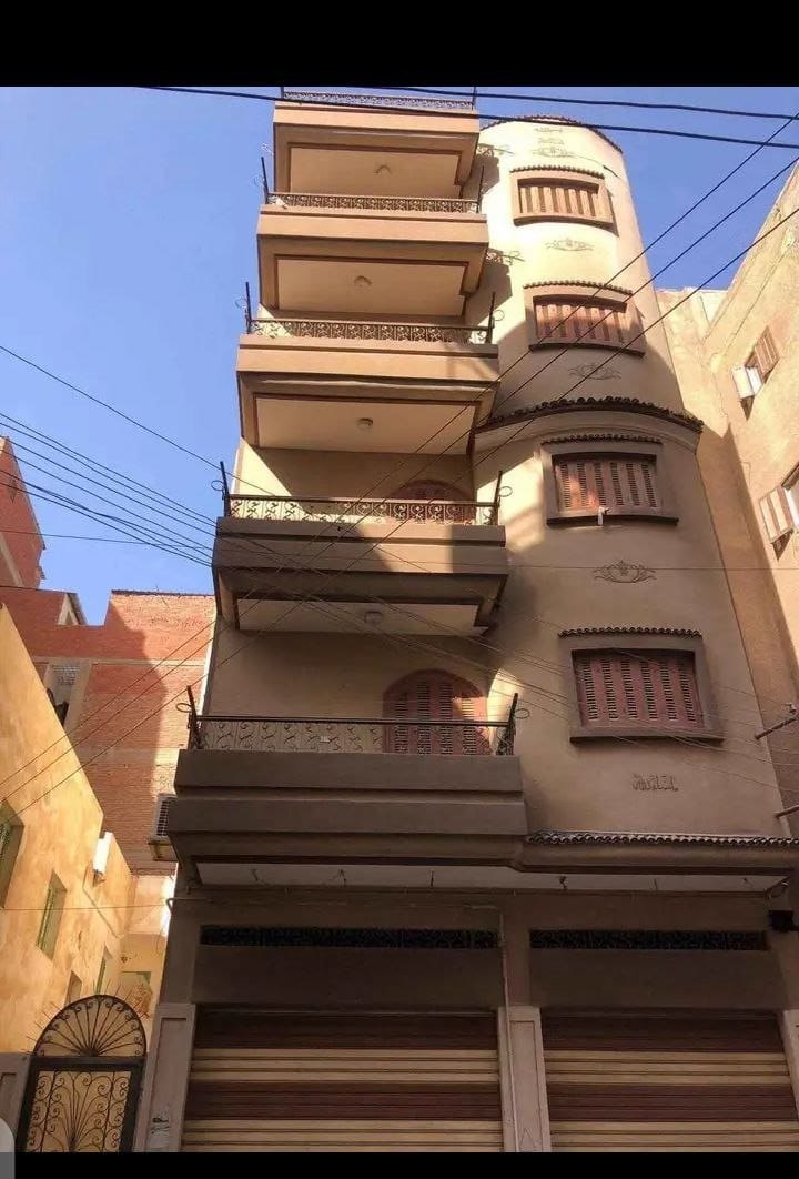 منزل للبيع في موقع مميز – شارع 6 أكتوبر