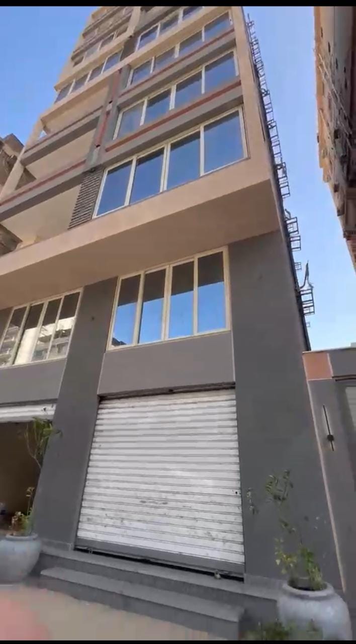 عمارة استثمارية كاملة للإيجار بأرقى مواقع المهندسين – 500م² وتشطيب ألترا سوبر لوكس
