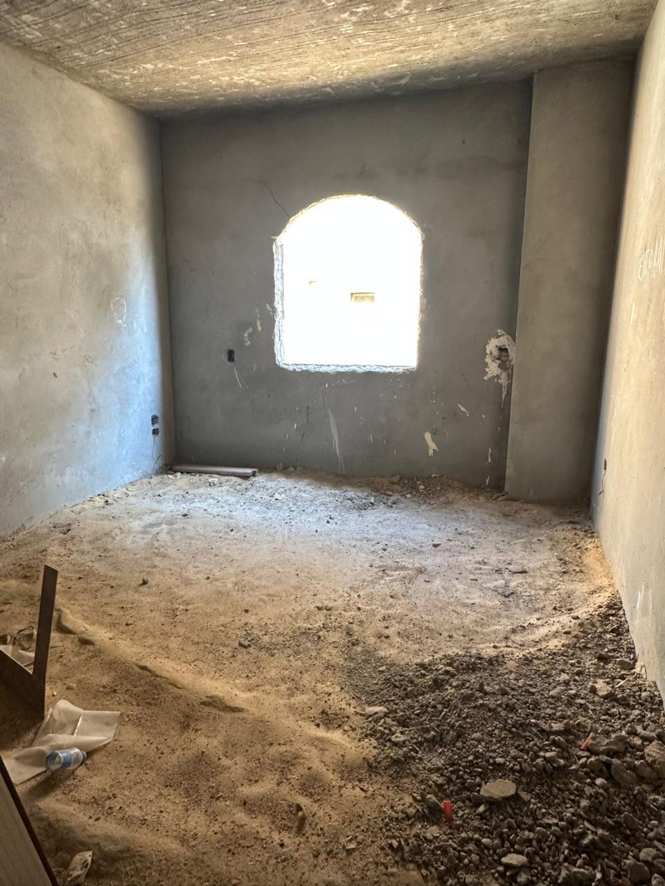 زايد /حي ١٣ /مجاورة ٢/ ١٨٦م