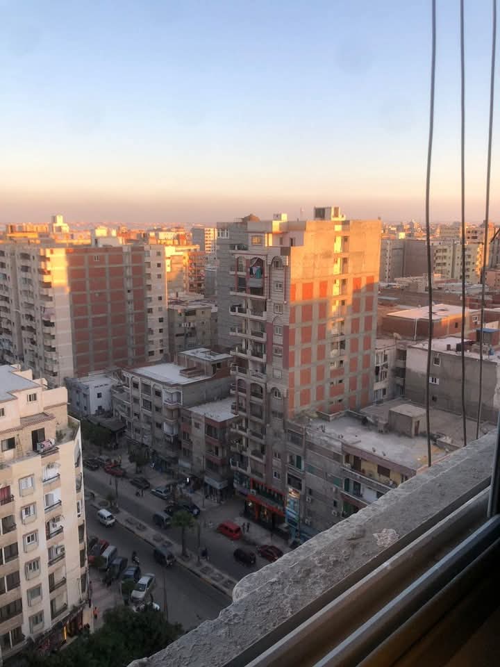 ✨ عشاق التميز والخصوصية.. روف فخم بمساحة 200 متر في أرقى مواقع البيطاش! 🌆👑
