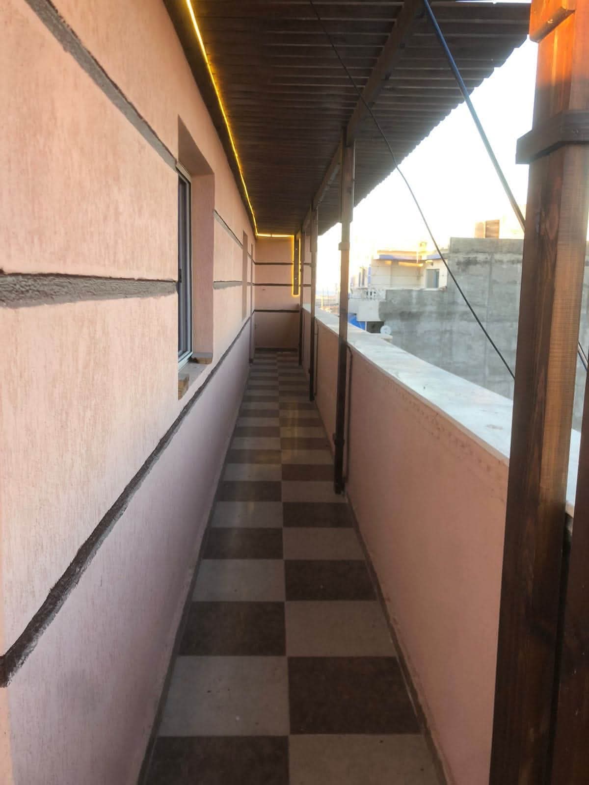 ✨ عشاق التميز والخصوصية.. روف فخم بمساحة 200 متر في أرقى مواقع البيطاش! 🌆👑