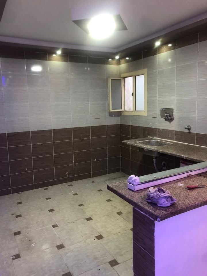 ✨ عشاق التميز والخصوصية.. روف فخم بمساحة 200 متر في أرقى مواقع البيطاش! 🌆👑