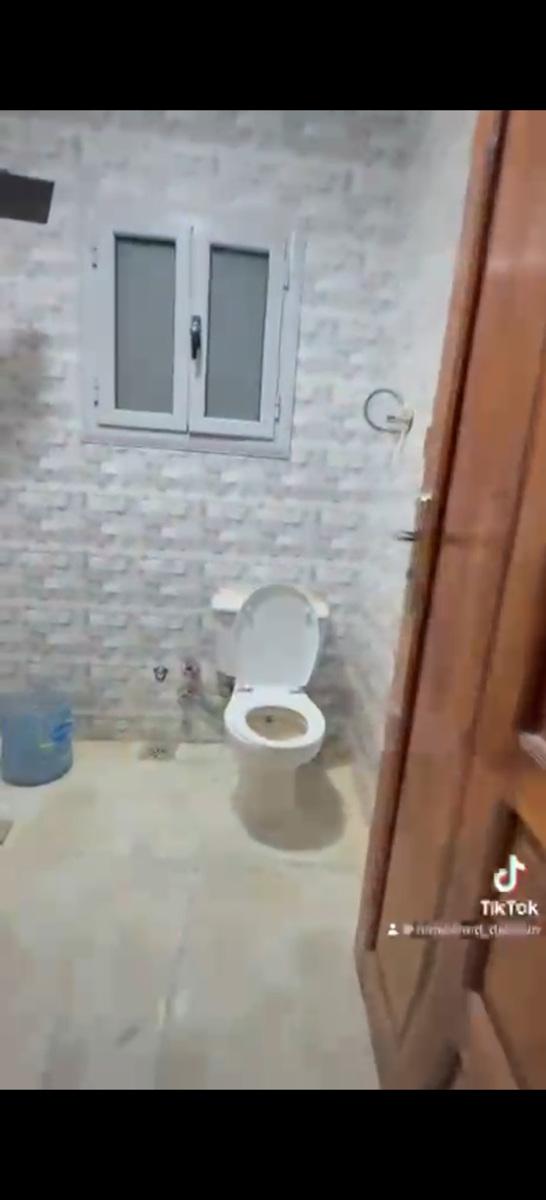 شاليه قبلي الطريق امام مارينا 5
