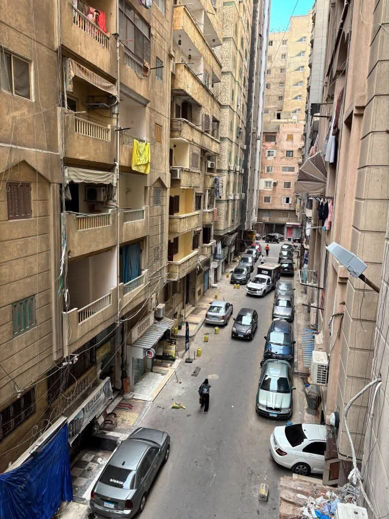 شقه للبيع في ميامي - موقع متميز جدا