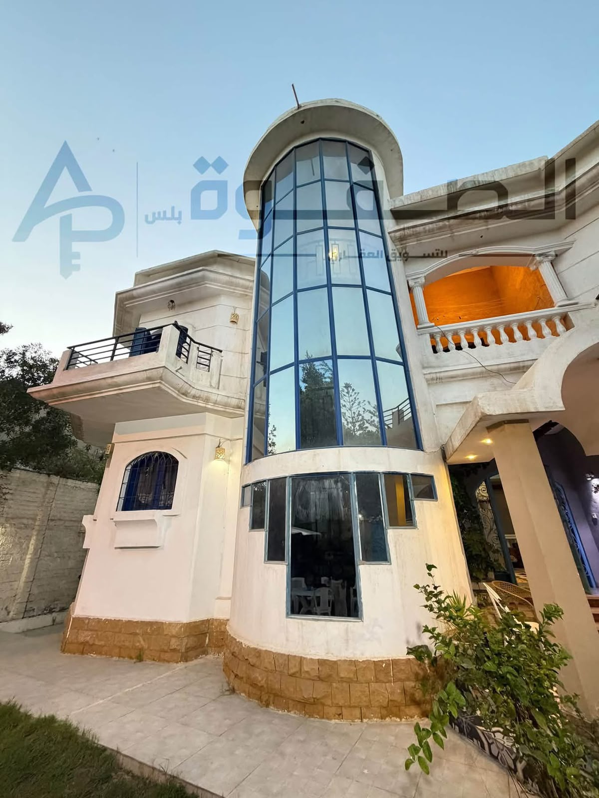 ✨ لكل عشاق الفخامة والتميز.. قصر مُصغر يجمع بين الخصوصية والرقي في قلب البيطاش 🏡🔥