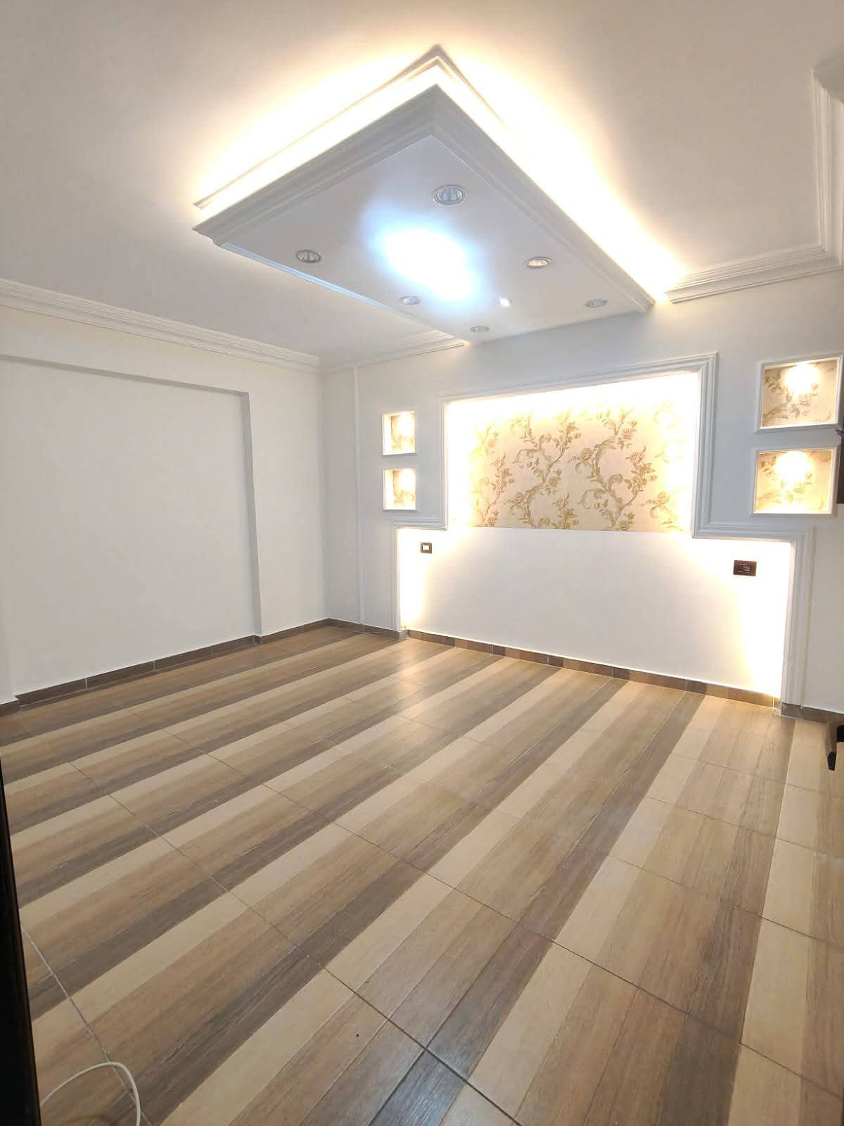 🏡 فرصة مميزة في قلب ميامي.. شقة 130م بواجهة بحرية في برج حديث ومدخل فندقي!