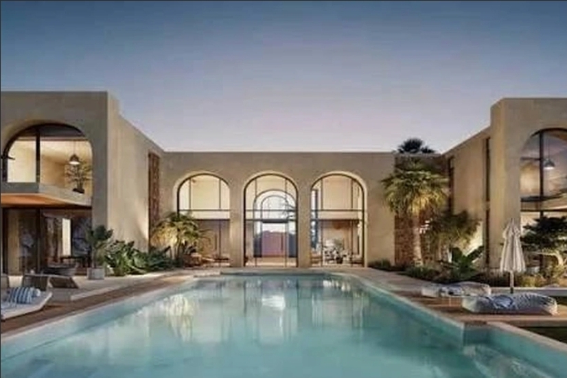 شاليه بموقع فوق الممتاز بقريه اوجامي الساحل الشمالي. تجربه سكنيه فاخره برؤيه عصريه