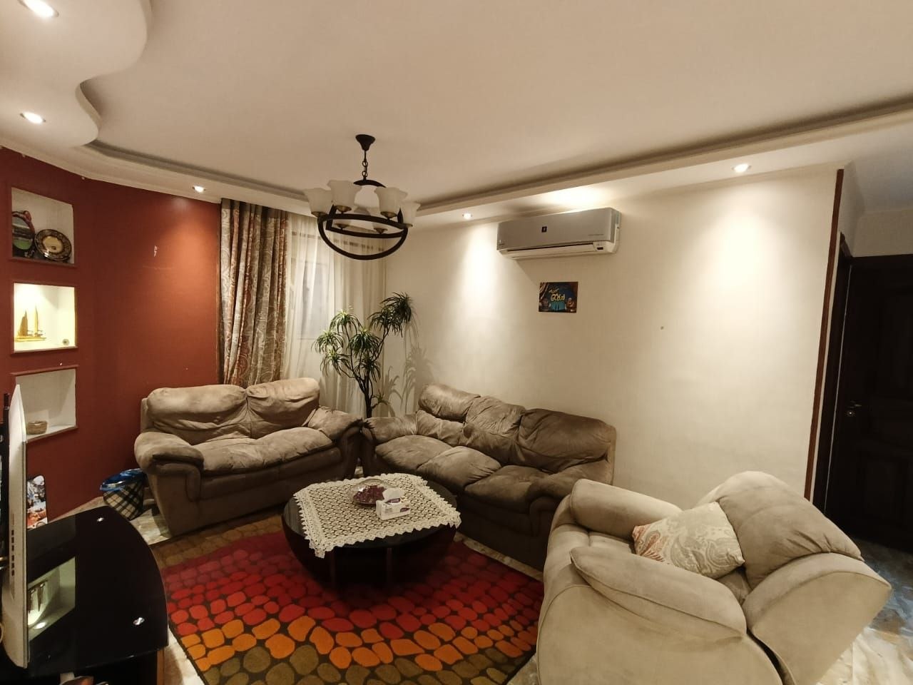 🏡 فرصة مميزة للسكن الراقي في قلب جليم – شارع أبو قير! ✨