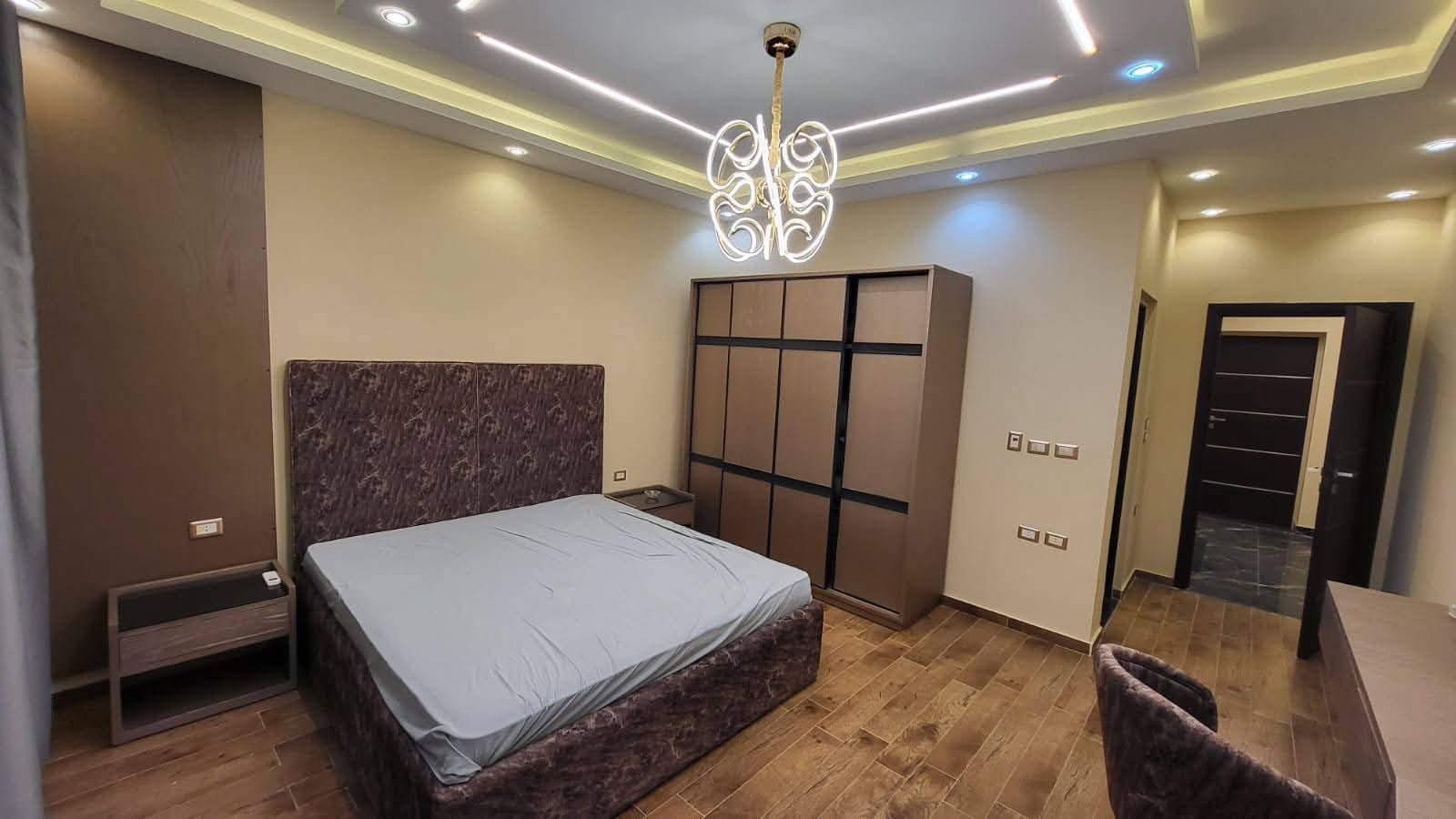 فيلا فاخره بموقع استثنائي