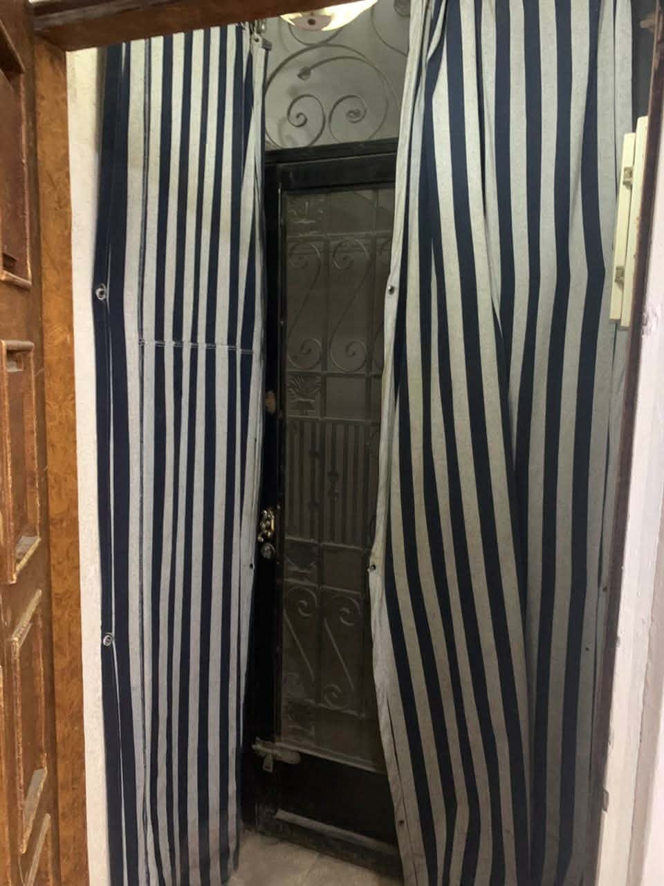 🔥 فرصة لقطة في قلب البيطاش.. شقة واسعة ومنورة على الشارع الرئيسي مباشرة 🏢✨
