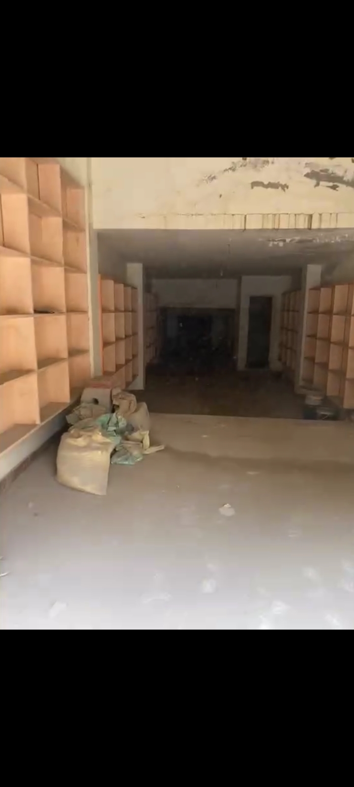 دكان فوقه خالي بالبيطاش