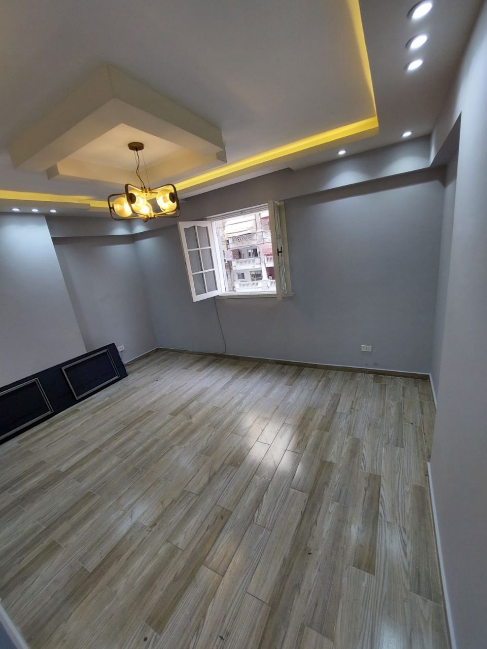 فرصه مميزه للسكن الراقي في قلب العصافره