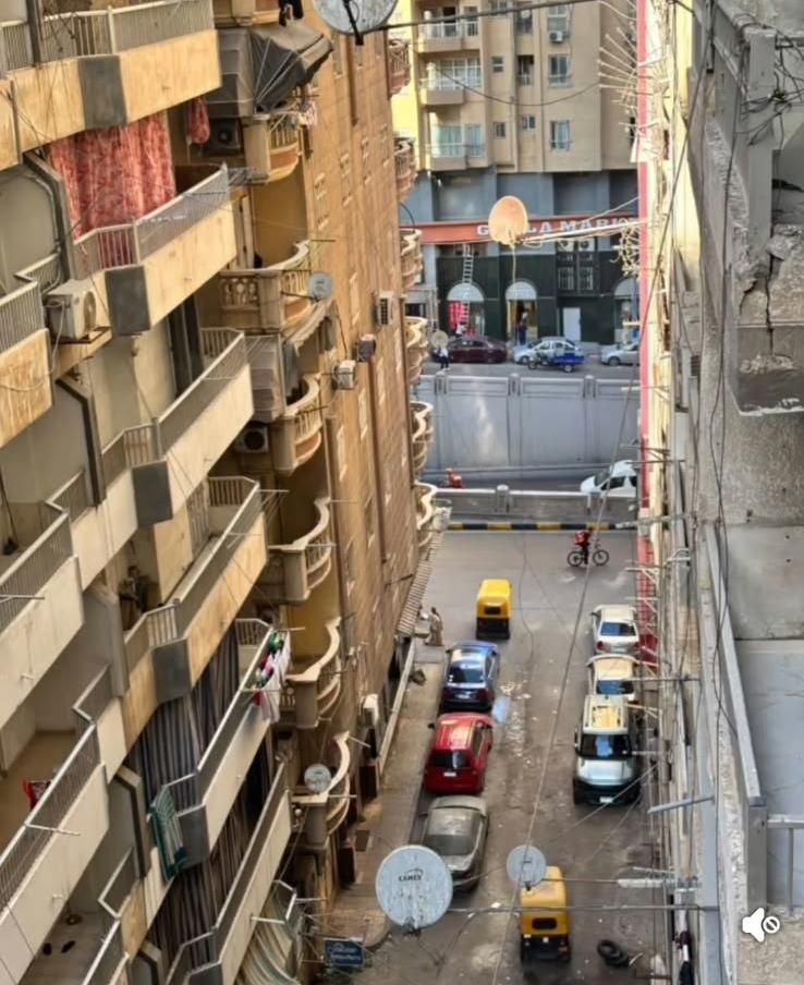 شقه فى ميامى فيو بحر واضح