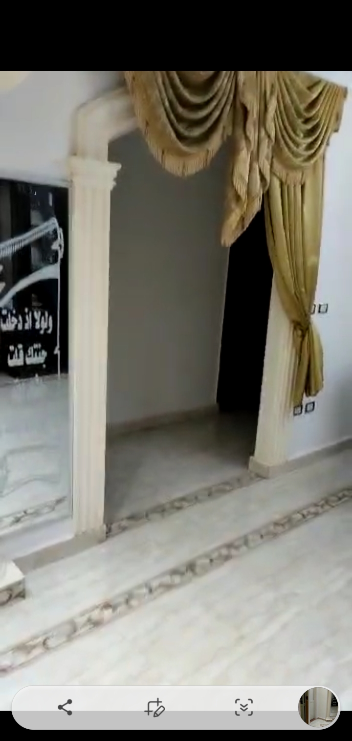 شقه للايجار بالنزهه الجديده