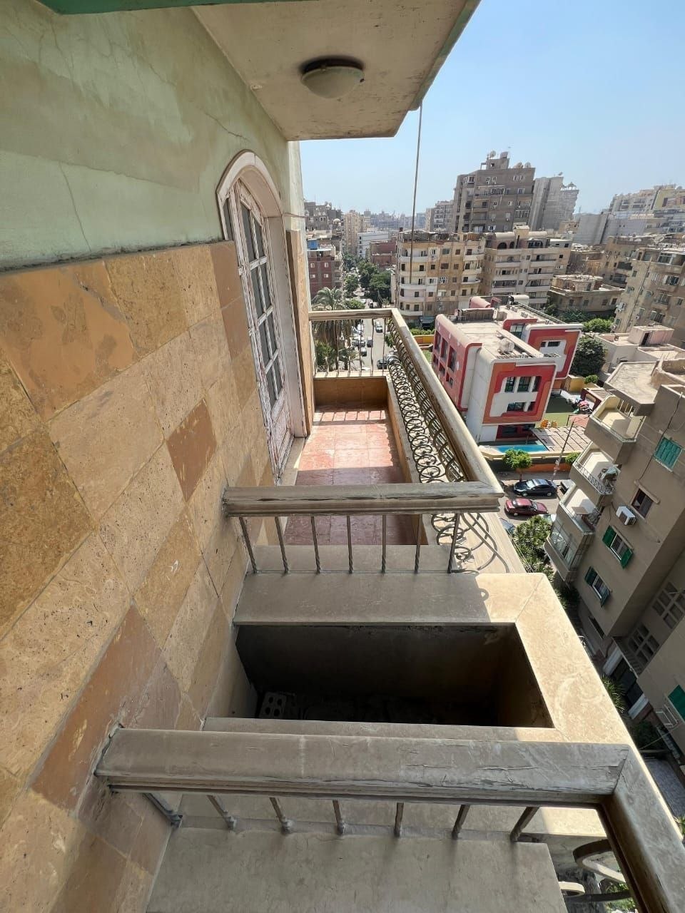 فرصة مميزة لامتلاك شقة فاخرة بمساحة 315 متر في مصر الجديدة! 