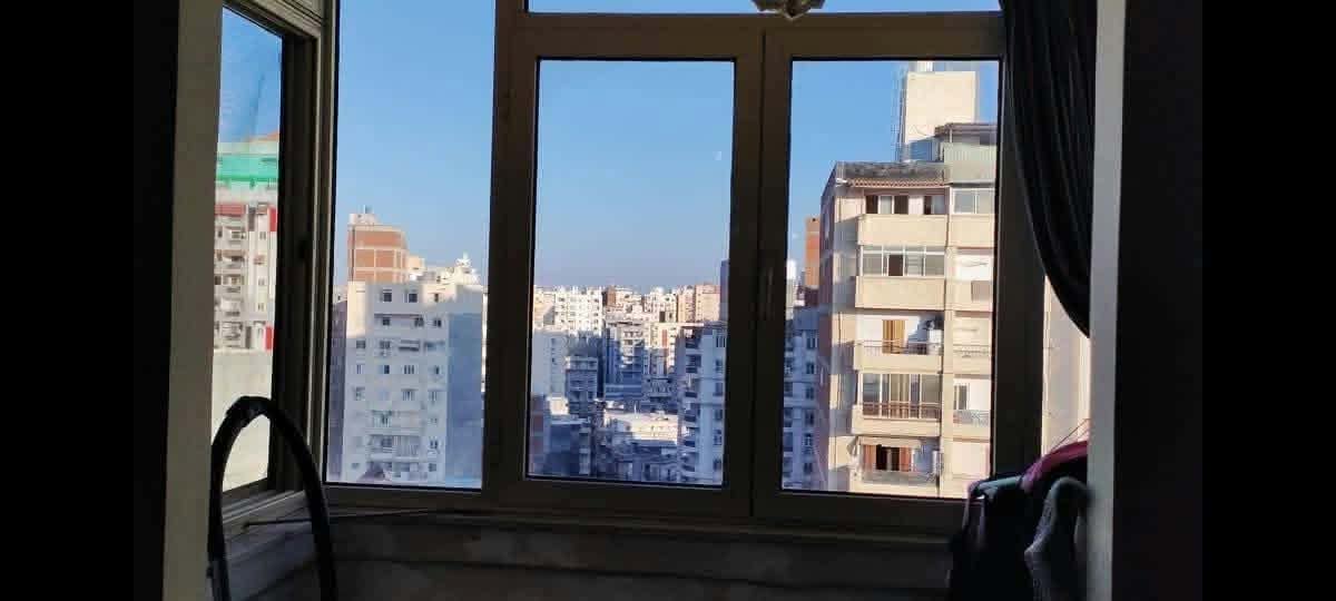 شقه فخمه للايجار فى الابراهيميه بجوار كليه الهندسه 