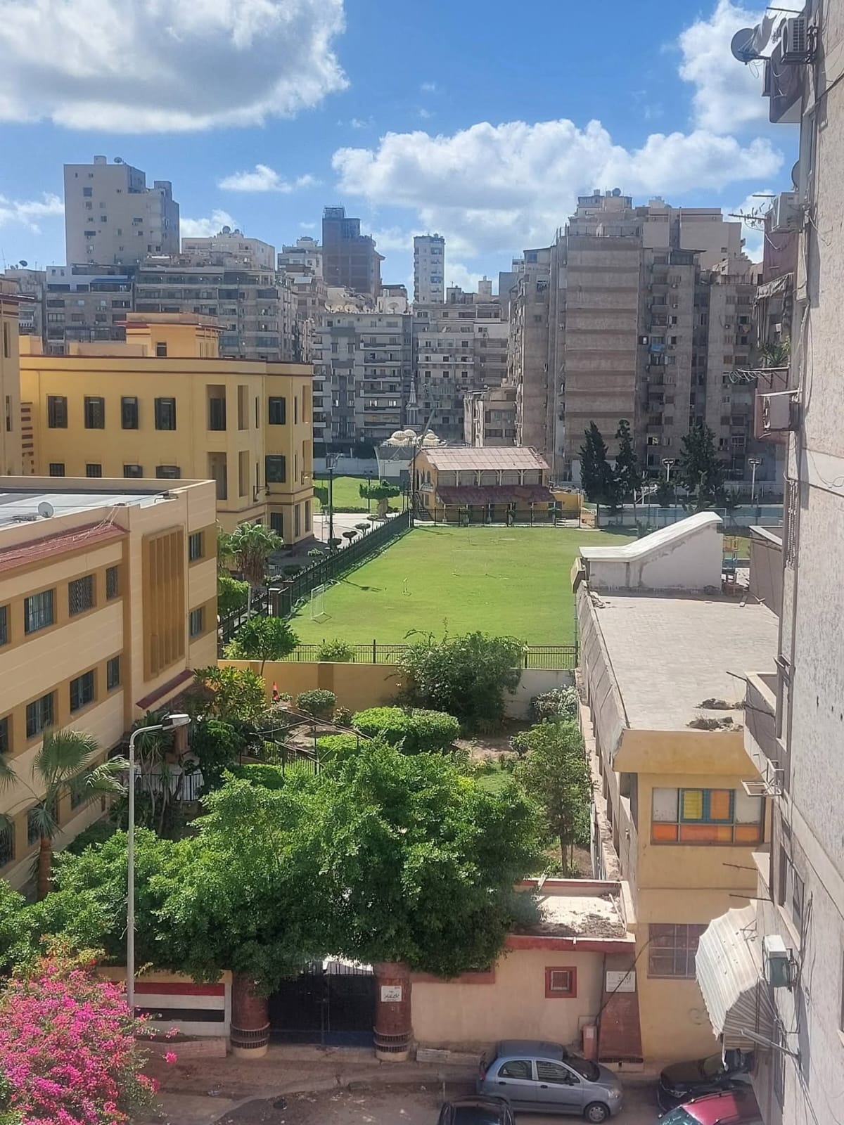 فرصه استثماريه في فكتوريا كولدج الاقبال