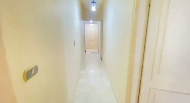 شقه فاخره فى رشدي وتشطيب راقي 