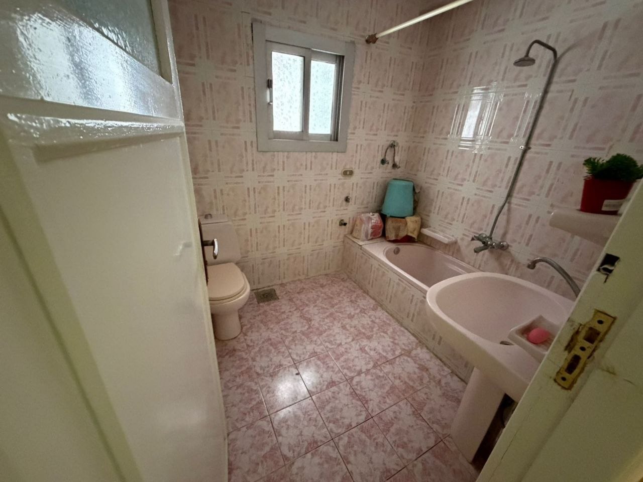 سكن عملي فى منطقه راقيه وسهل المعيشه 