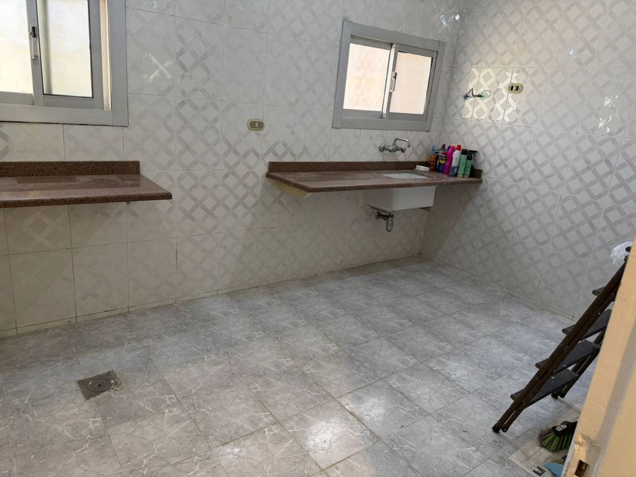 سكن عملي فى منطقه راقيه وسهل المعيشه 