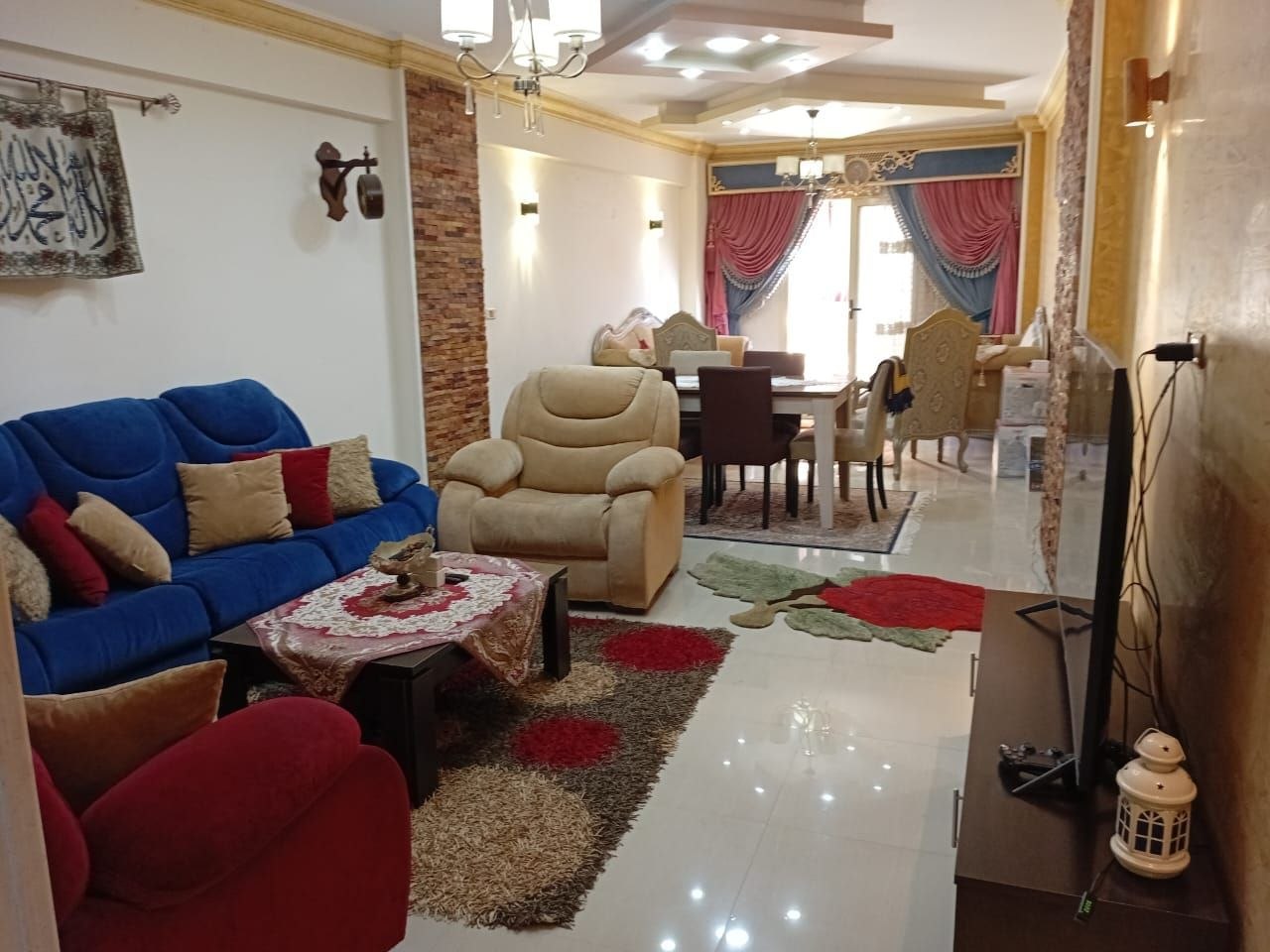 شقه فاخره للبيع فى سموحه الجديده